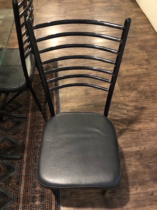 Four Person Glass Dining Table w Chairs Good Condition 1