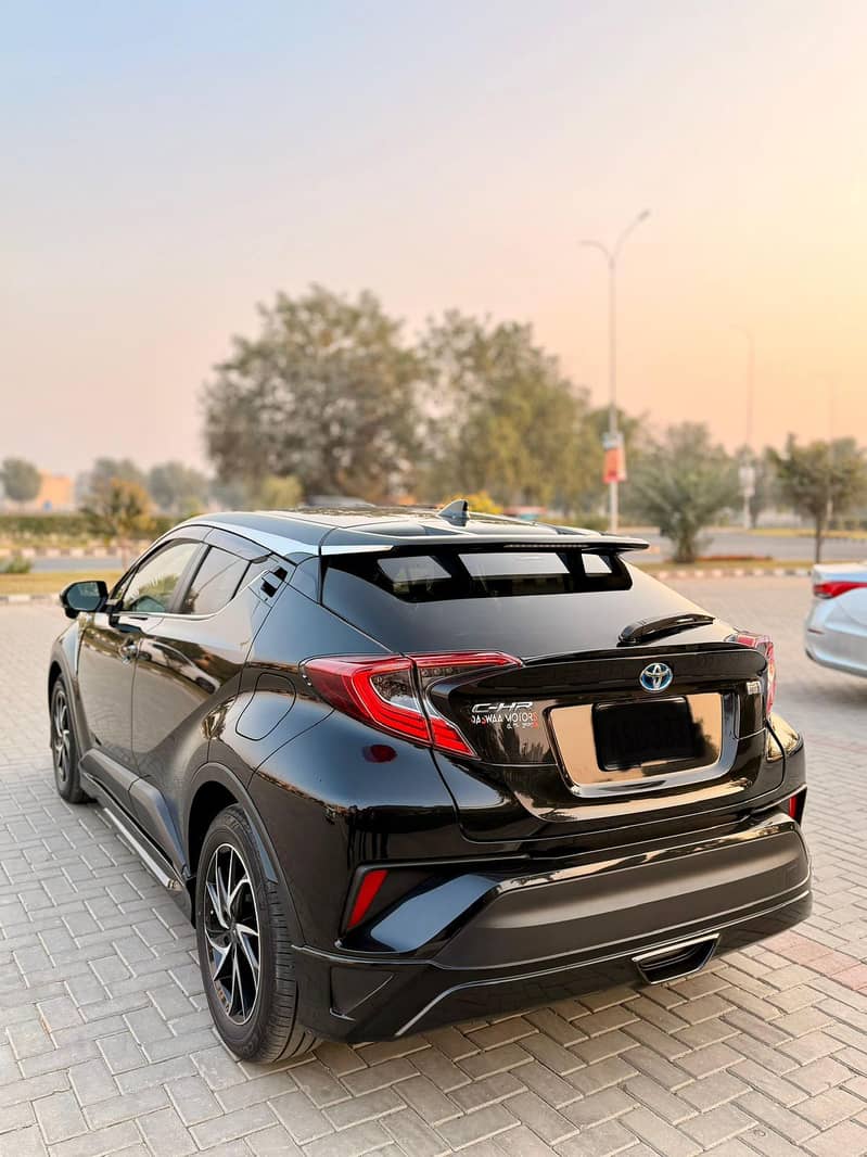 Toyota C-HR 2019 G LED 3