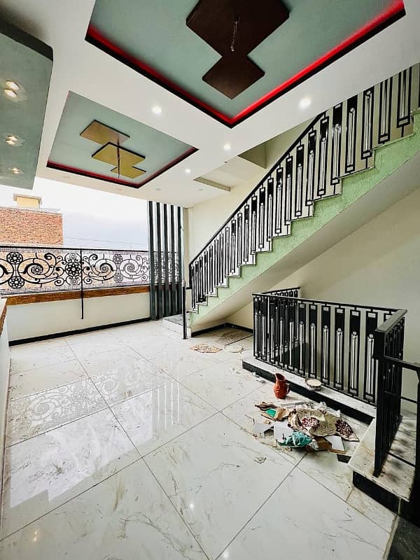 A5 Marla upper portion available for rent In Al massa model town 8