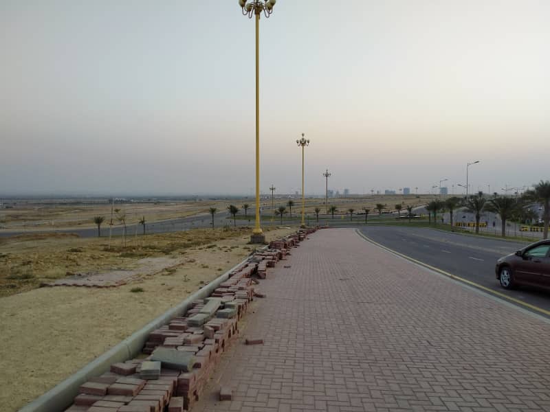 Precinct 16 Residential plot of 250 Square yards near Grand Jamia Mosque in Bahria Town Karachi 1