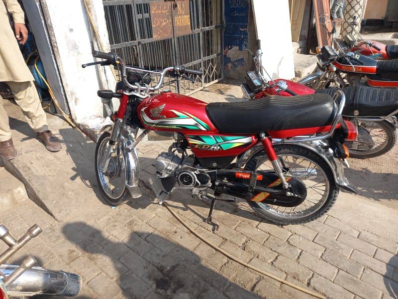 Honda 70 2022 all punjab regd 0