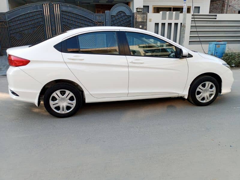 Honda City IVTEC 2022/24 6