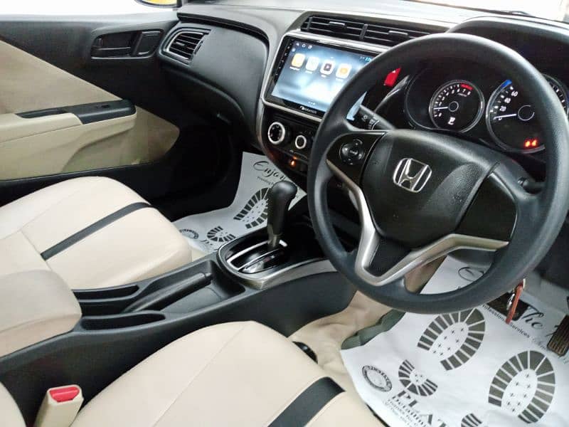 Honda City IVTEC 2022/24 18