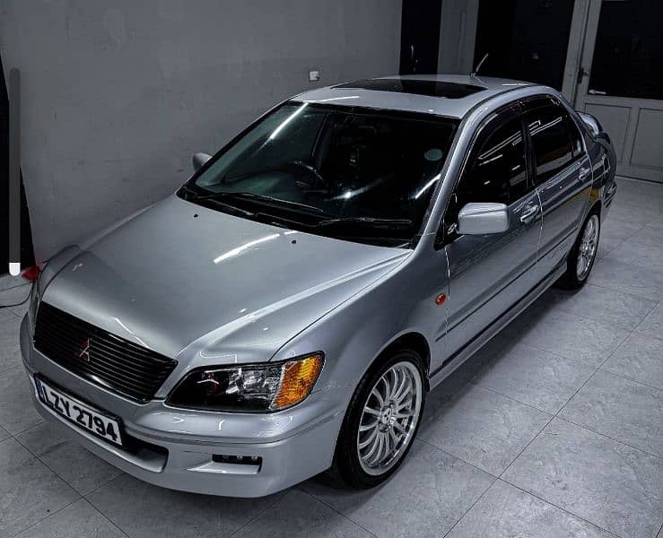 Mitsubishi Lancer 1.3 SR 0