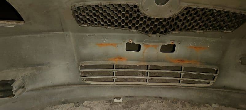 Toyota vitz front bumper 07 3