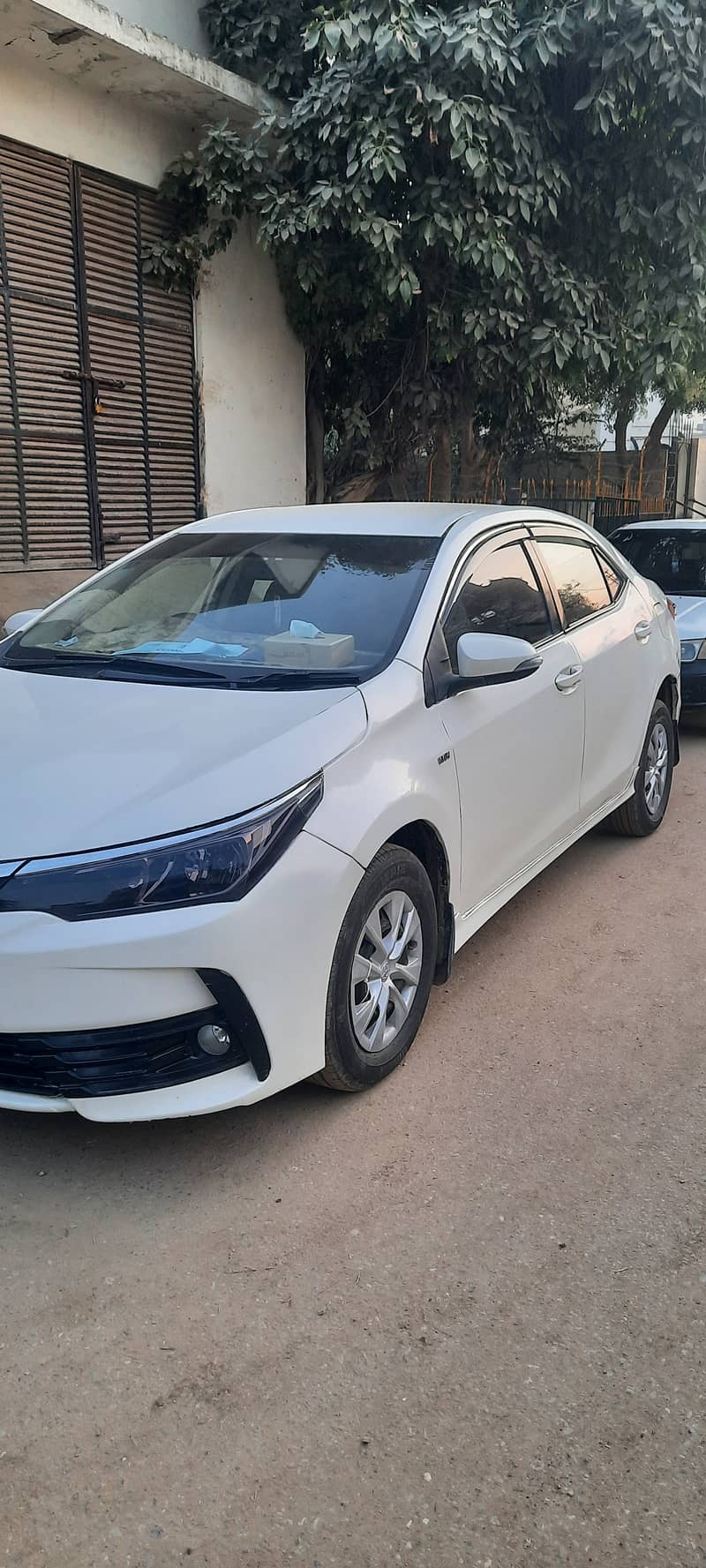 Toyota Corolla GLI 2015 family car 1