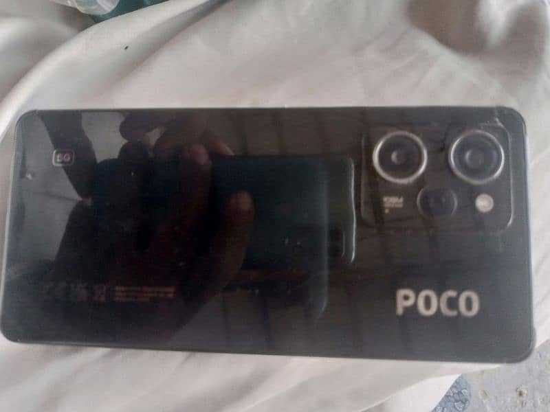 POCOX5 PRO 5G  black colour 8/256 0