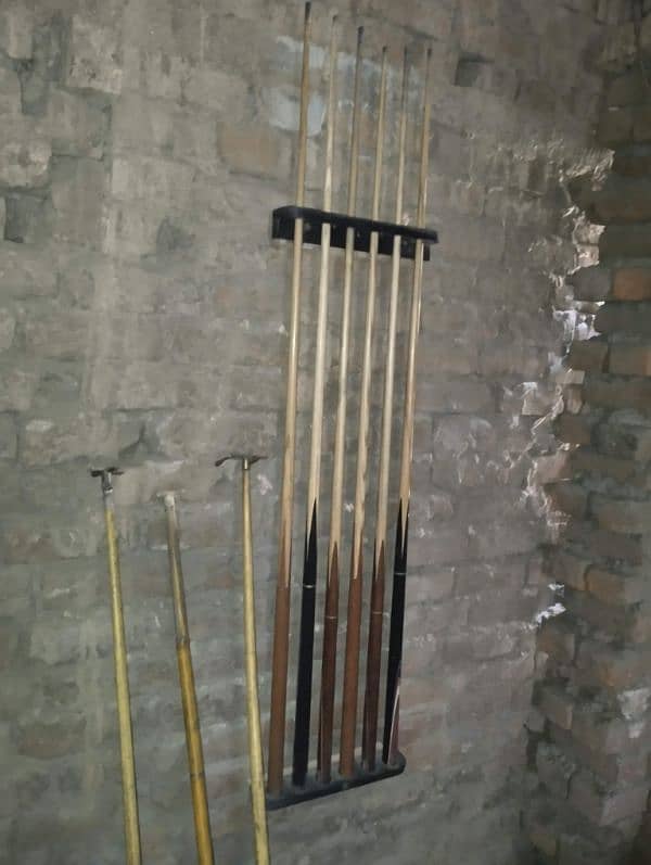 snooker table with stick's for sale 03248756973 1