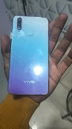 Vivo Y17 1