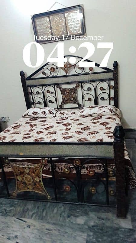 KING SIZE IRON BED WITH MATTRESS 1