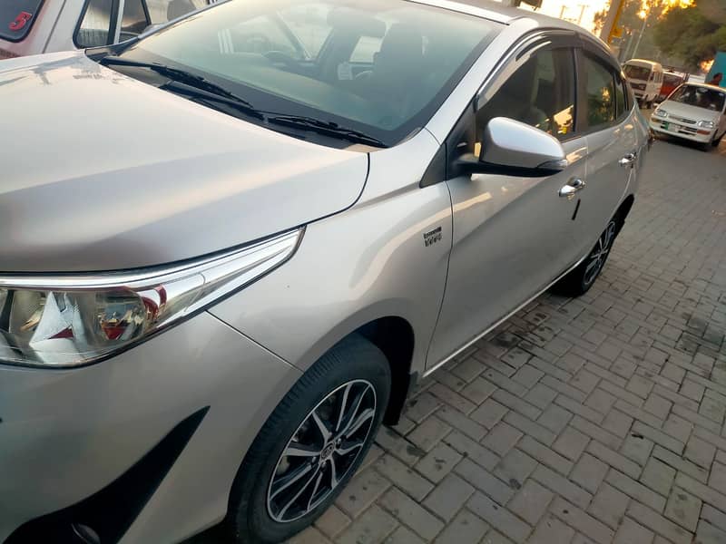 Toyota Yaris ATIV X CVT 1.5 2022 4