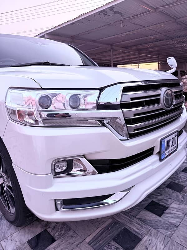 Toyota Land Cruiser 2017 11