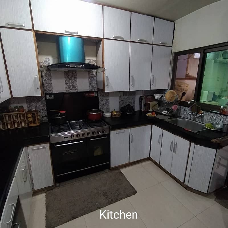 1 KANAL FIRST FLOOR HOT LOCATION NEAR MAIN ROAD LIKE NEW HOUSE 0