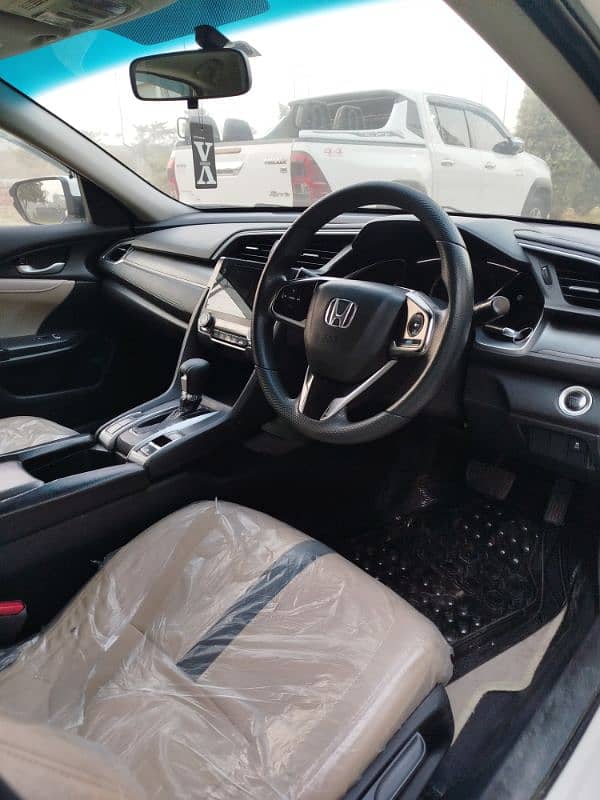 Honda Civic X Oriel 1.8 Full Option UG 4