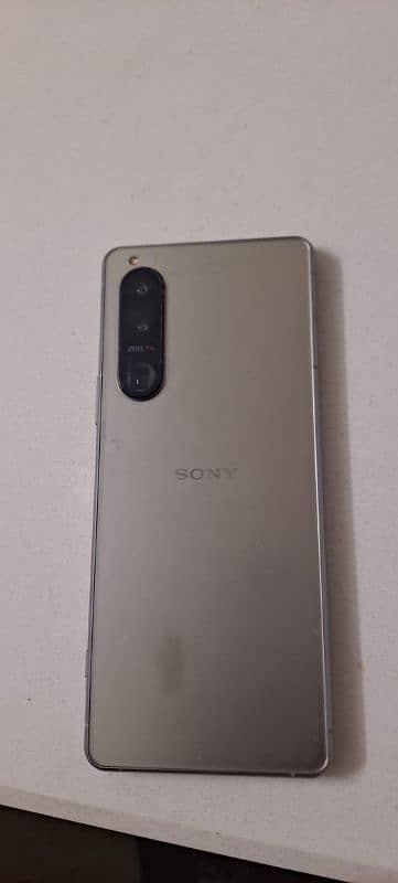 Sony Xperia 5 mark3 2