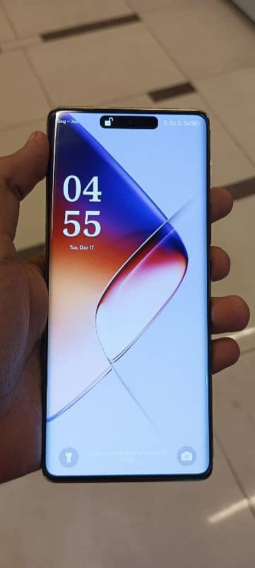 Infinix Note 40 Pro. 12/256 in full warranty. 0