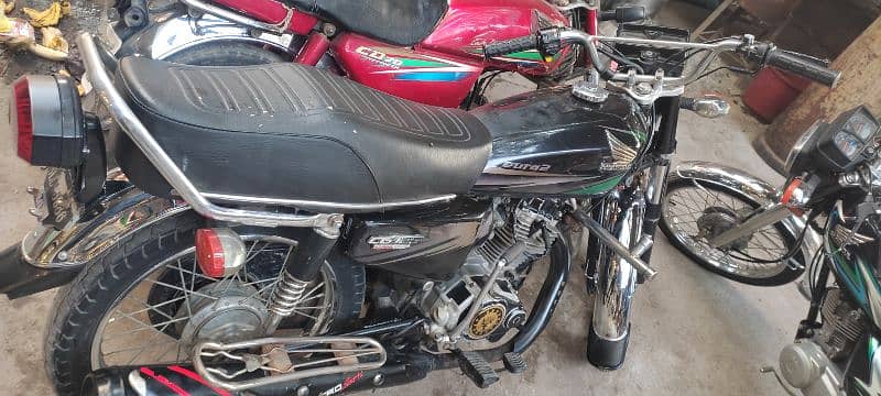 Honda 125 2013 condition is best 6