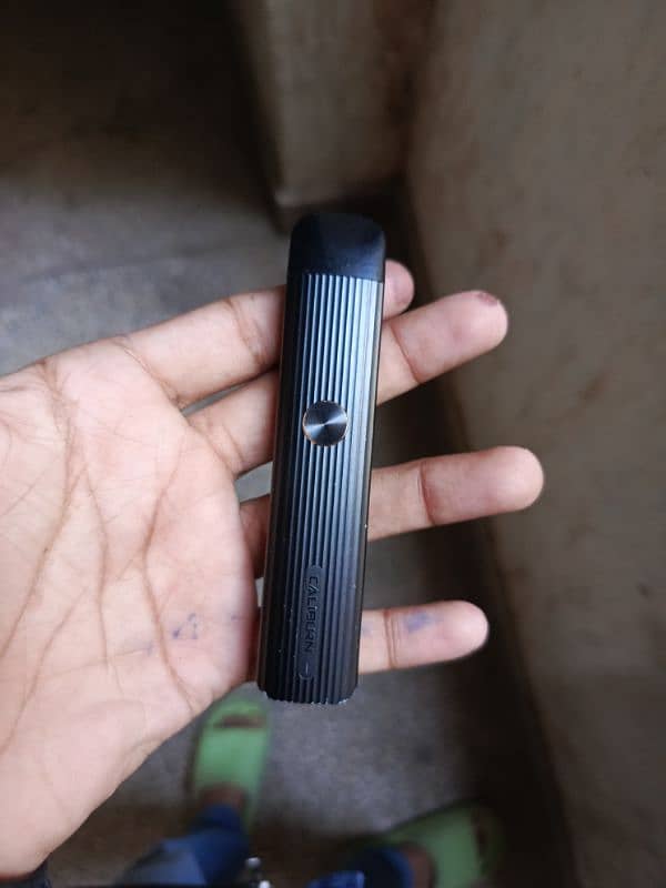 UWELL CALIBURN G (serious buyers ki Liye discount ho skta ha) munasib 6