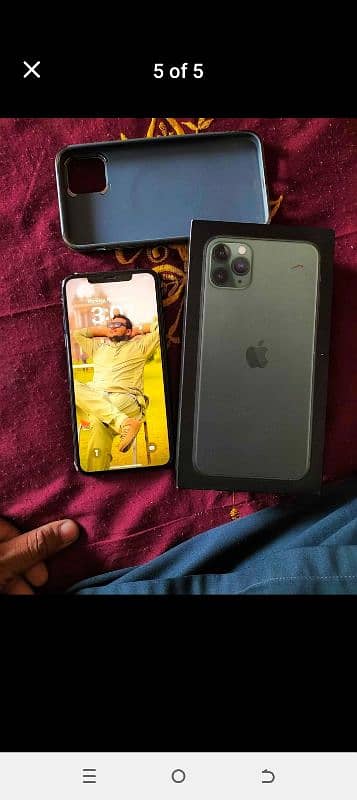 iphone 11 pro max 64 GB 4