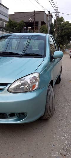 Toyota Platz 2005/2008