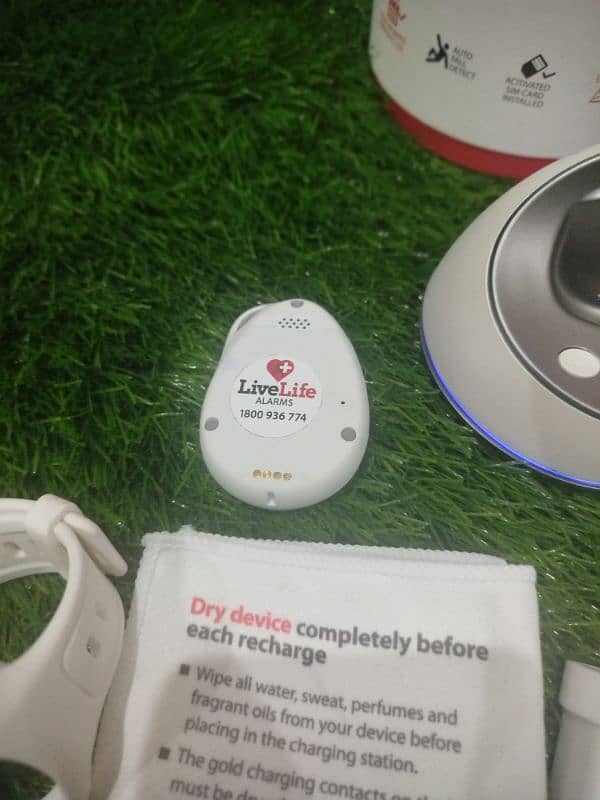 LiveLife Mobile Alarm.  Safety for independent and active seniors 3