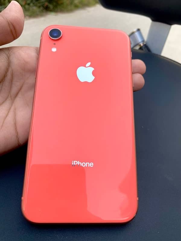 iphone XR 5