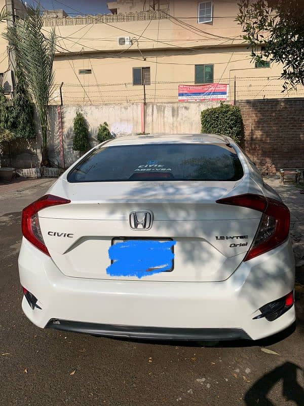 Honda Civic Oriel 2018 9