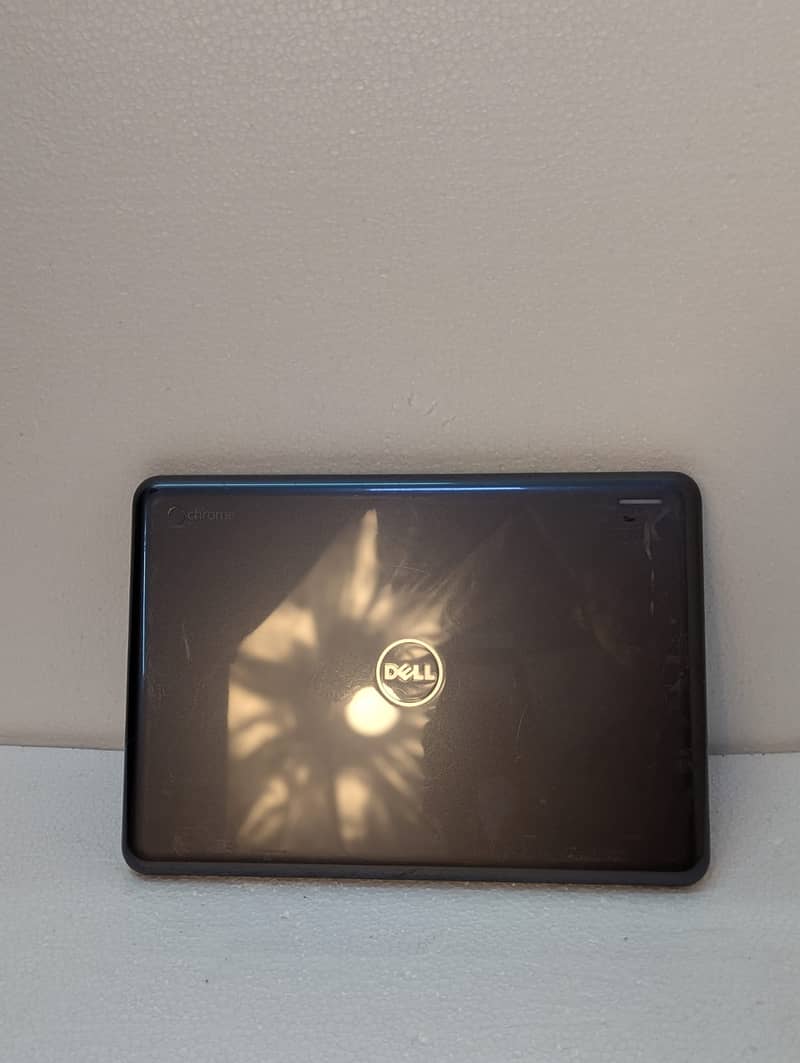 Dell Chromebook 3380/11.6 inches/HD IPS Touchscreen/Intel Celeron 5