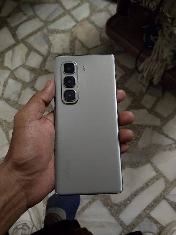 INFINIX HOT 50 PRO PLUS 6