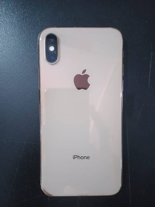 iphone xs 64 GB condition  10/9 ios 18.2 installed 2