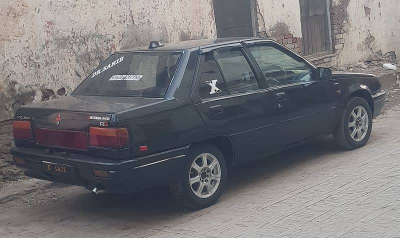 Mitsubishi Lancer 1986 9