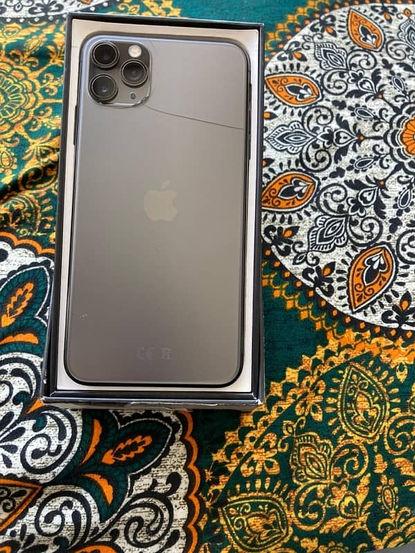 Iphone 11 pro max 64 gb non pta 7