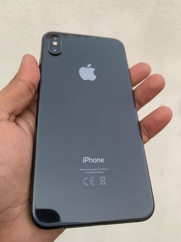 i phone Xs Max Non PTA 10 By 9.5 For Sale 0