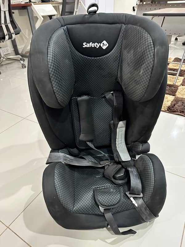 Baby swings, car child seat, cot, bath tub for sale in Islamabad 4