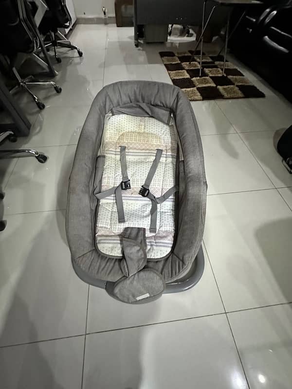 Baby swings, car child seat, cot, bath tub for sale in Islamabad 12