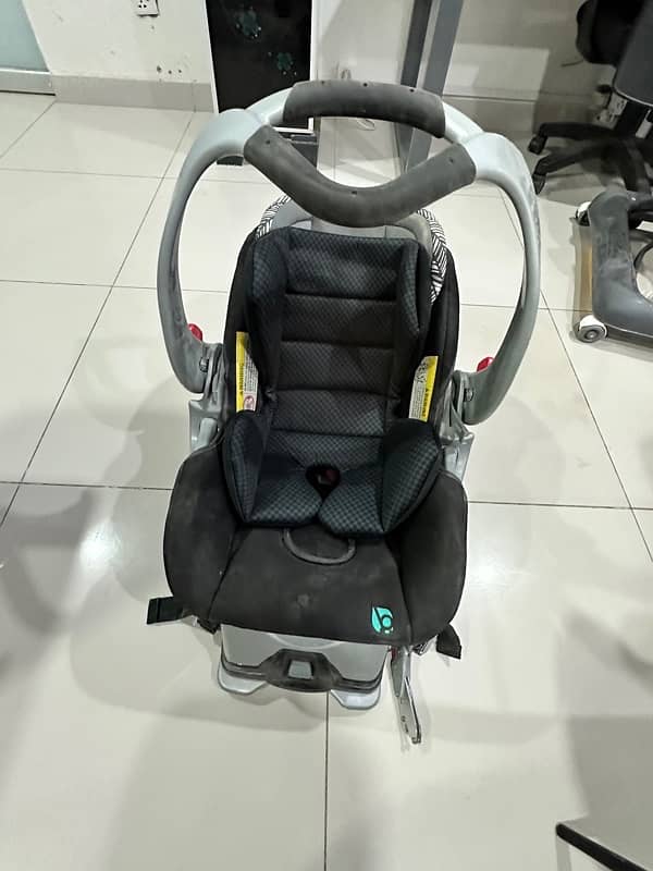 Baby swings, car child seat, cot, bath tub for sale in Islamabad 18