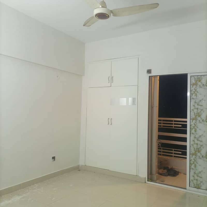 Diamond Mall one bed apparment for sale 6