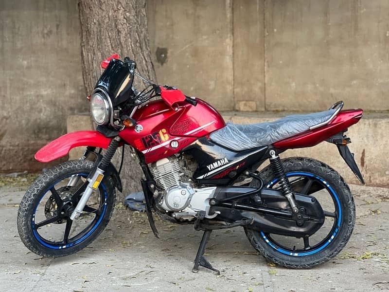 Yamaha  ybr125g 0