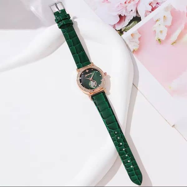 6 Pc's luxury women watch with gift box 5