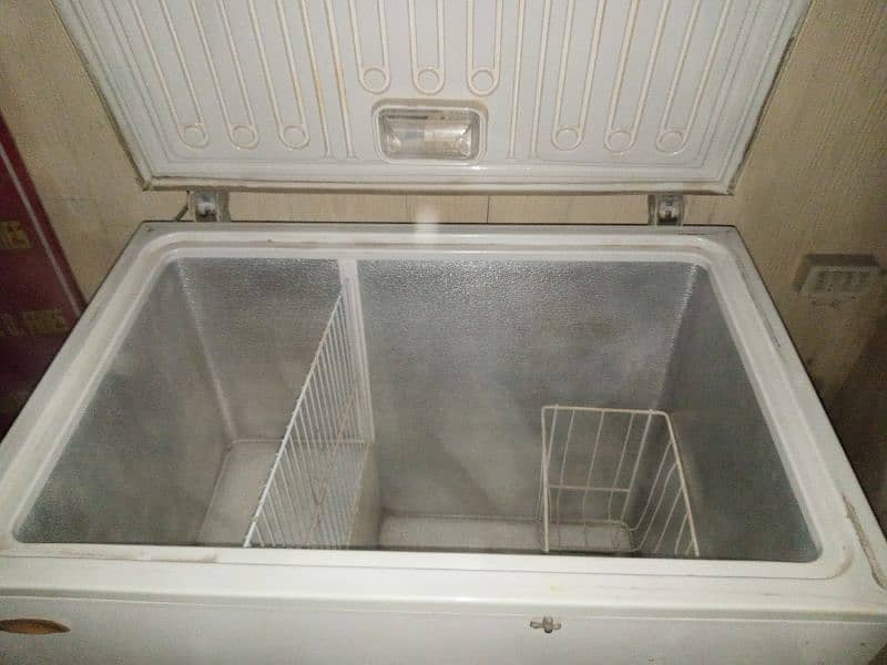 Waves Single Door Deep Freezer For Sale ( New Condition ) 4