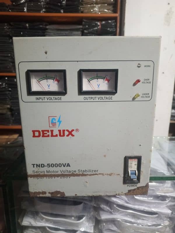 delux Stablilizer 5000 watts 0