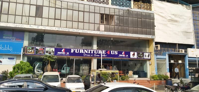 Main Shahrae Faisal Space Showroom for Rent 0