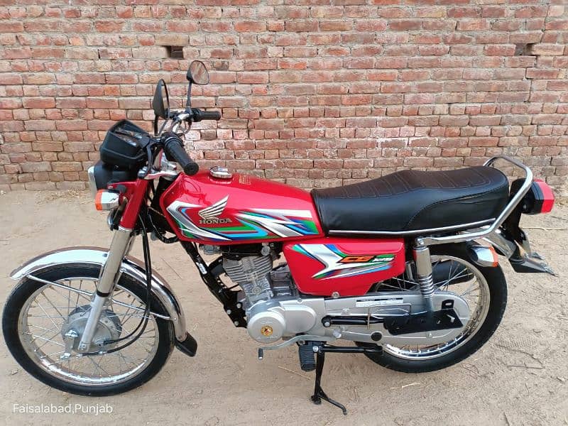 Honda CG 125 2023 mdl totally genioun O30/4/07/77/2/15/ 15