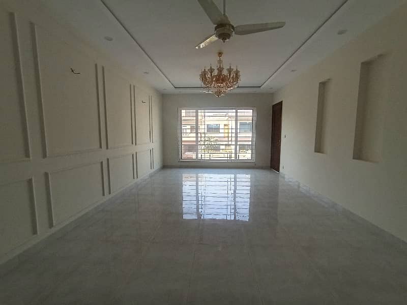 G-10.40x80 Barnd luxury Double story House available for sale ideal location tiles flooring 17