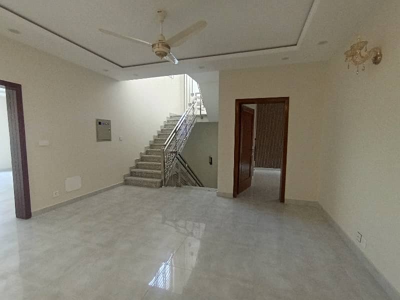 G-10.40x80 Barnd luxury Double story House available for sale ideal location tiles flooring 23