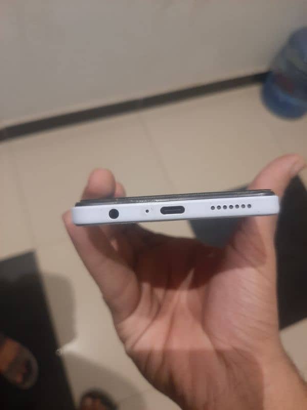 Tecno Camon 19 Neo 4