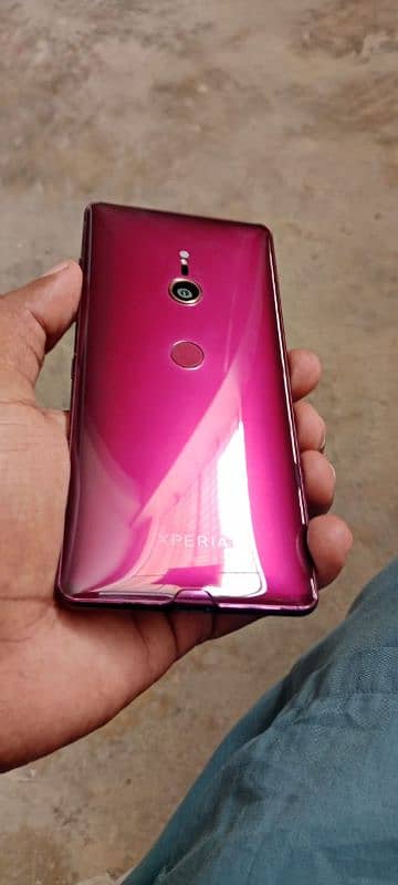 Sony Xperia XZ3 4/64 negotiable 0