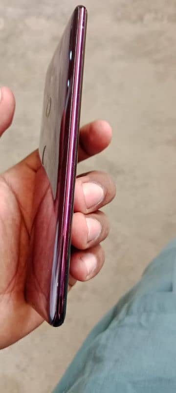 Sony Xperia XZ3 4/64 negotiable 3