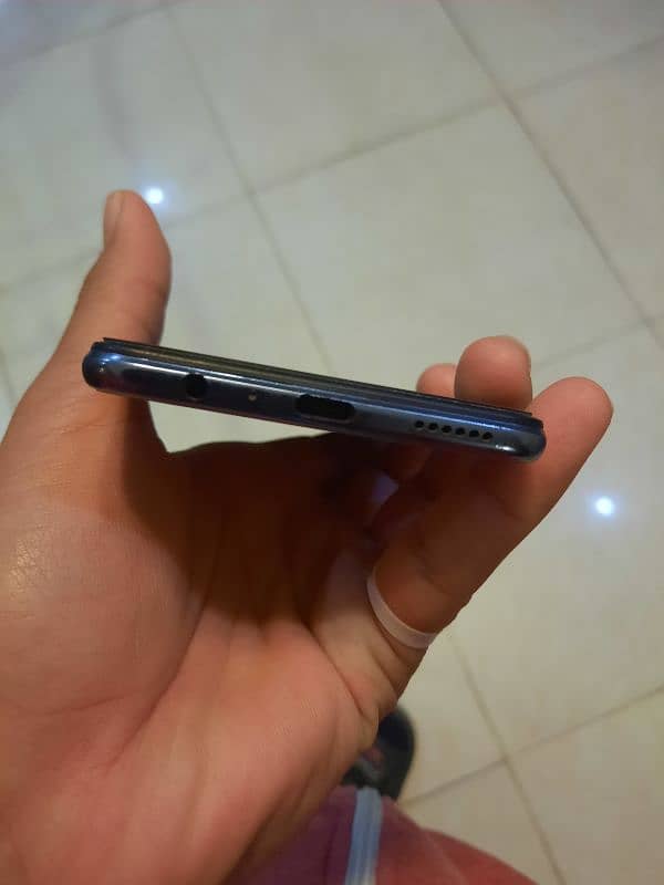 vivo V21e. 8+4 128 2