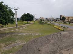 Pak Uk Offers Plots Available in Sector 1 D Block 7M 10M Available